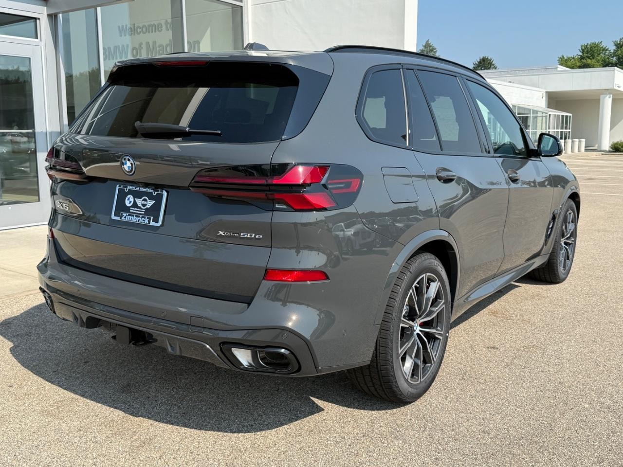 BMW X5 Vehicle Image 03