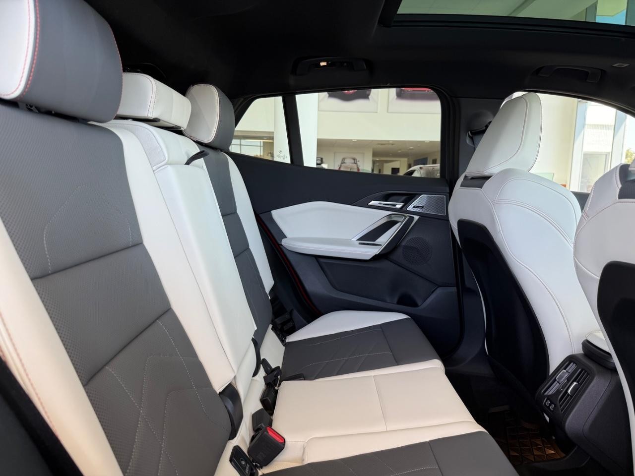 BMW X2 Vehicle Image 09