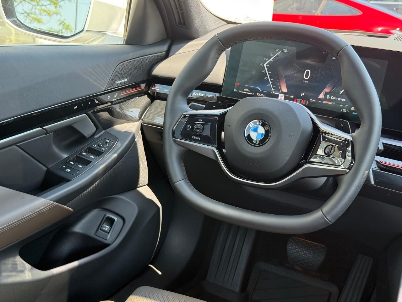 BMW 5 Series Vehicle Image 14