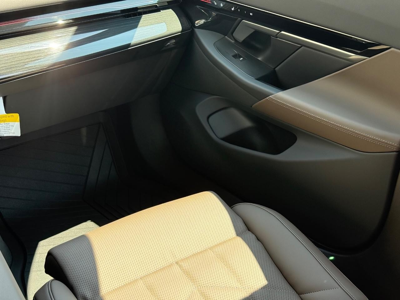 BMW 5 Series Vehicle Image 15