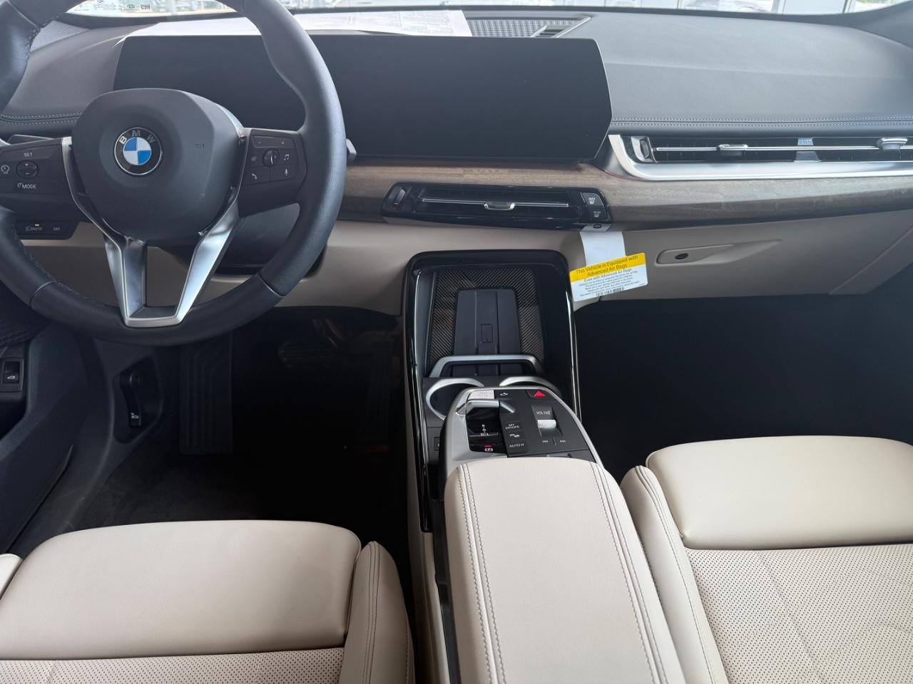 BMW X1 Vehicle Image 09