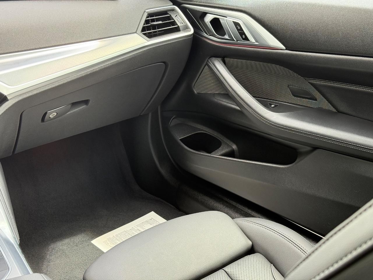 BMW 4 Series Vehicle Image 15