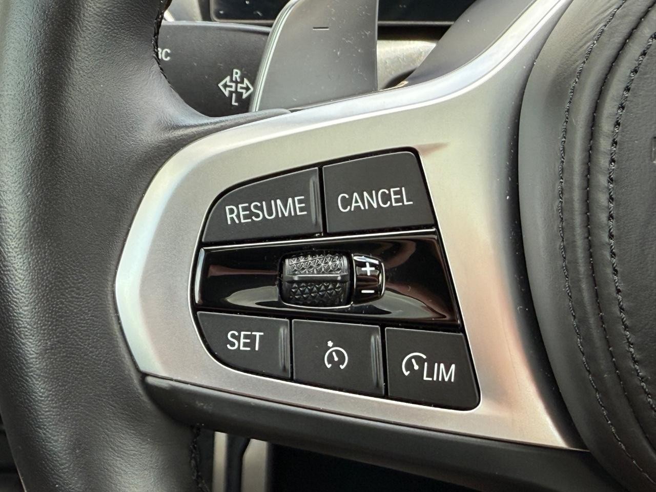 BMW 4 Series Vehicle Image 16