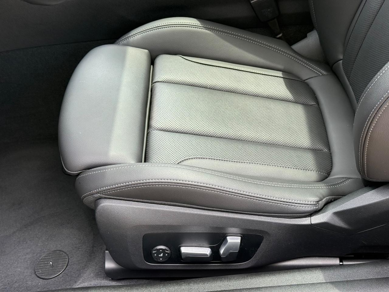 BMW 4 Series Vehicle Image 23