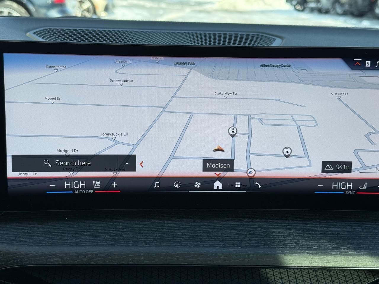 BMW i4 Vehicle Image 19