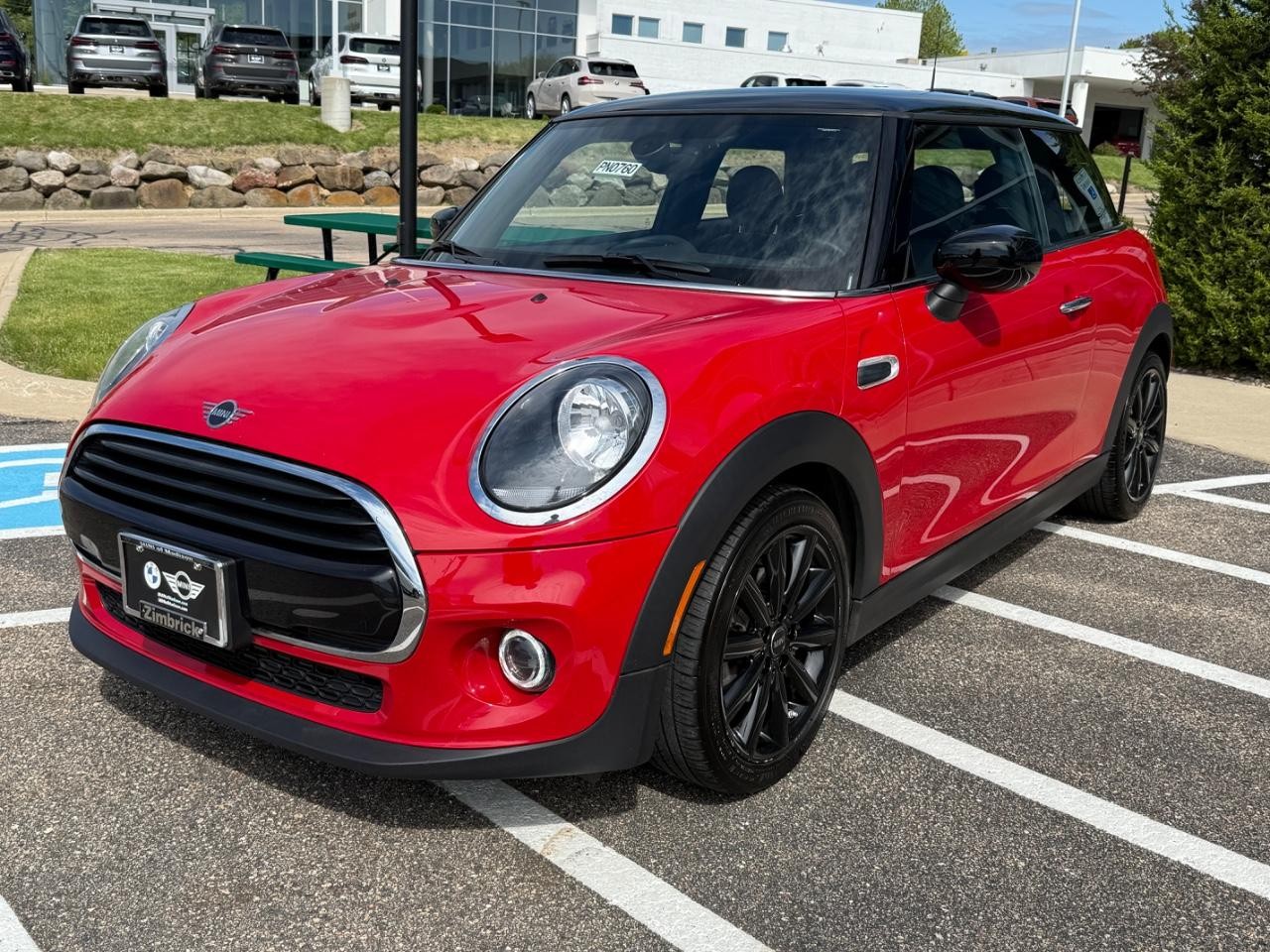 MINI Hardtop 2 Door Vehicle Image 08