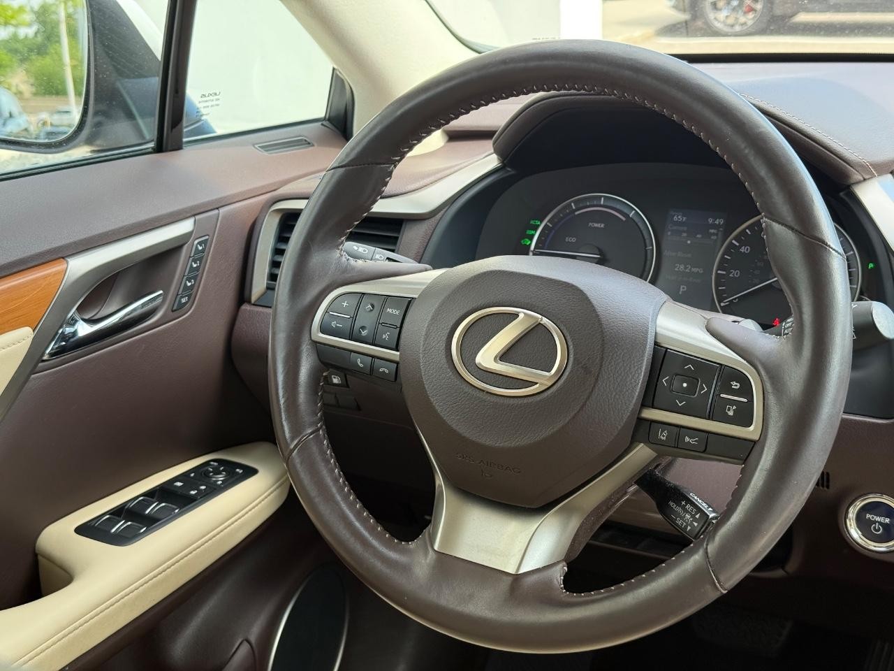 Lexus RX 450h Vehicle Image 14