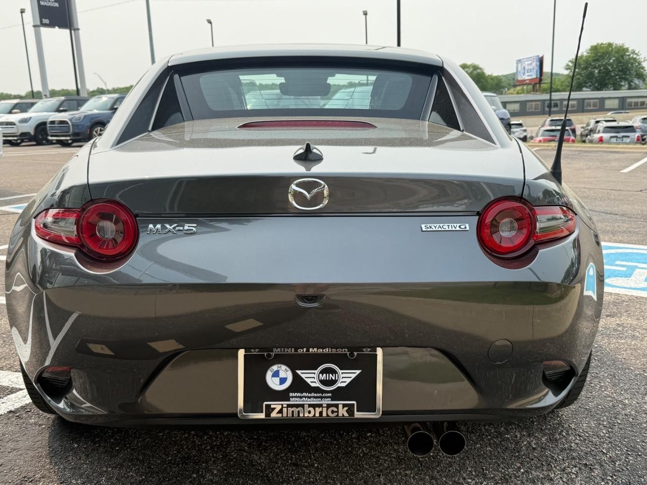 Mazda MX-5 Miata RF Vehicle Image 04