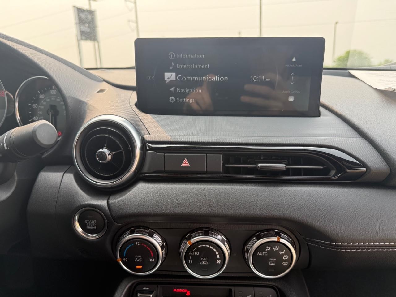 Mazda MX-5 Miata RF Vehicle Image 11