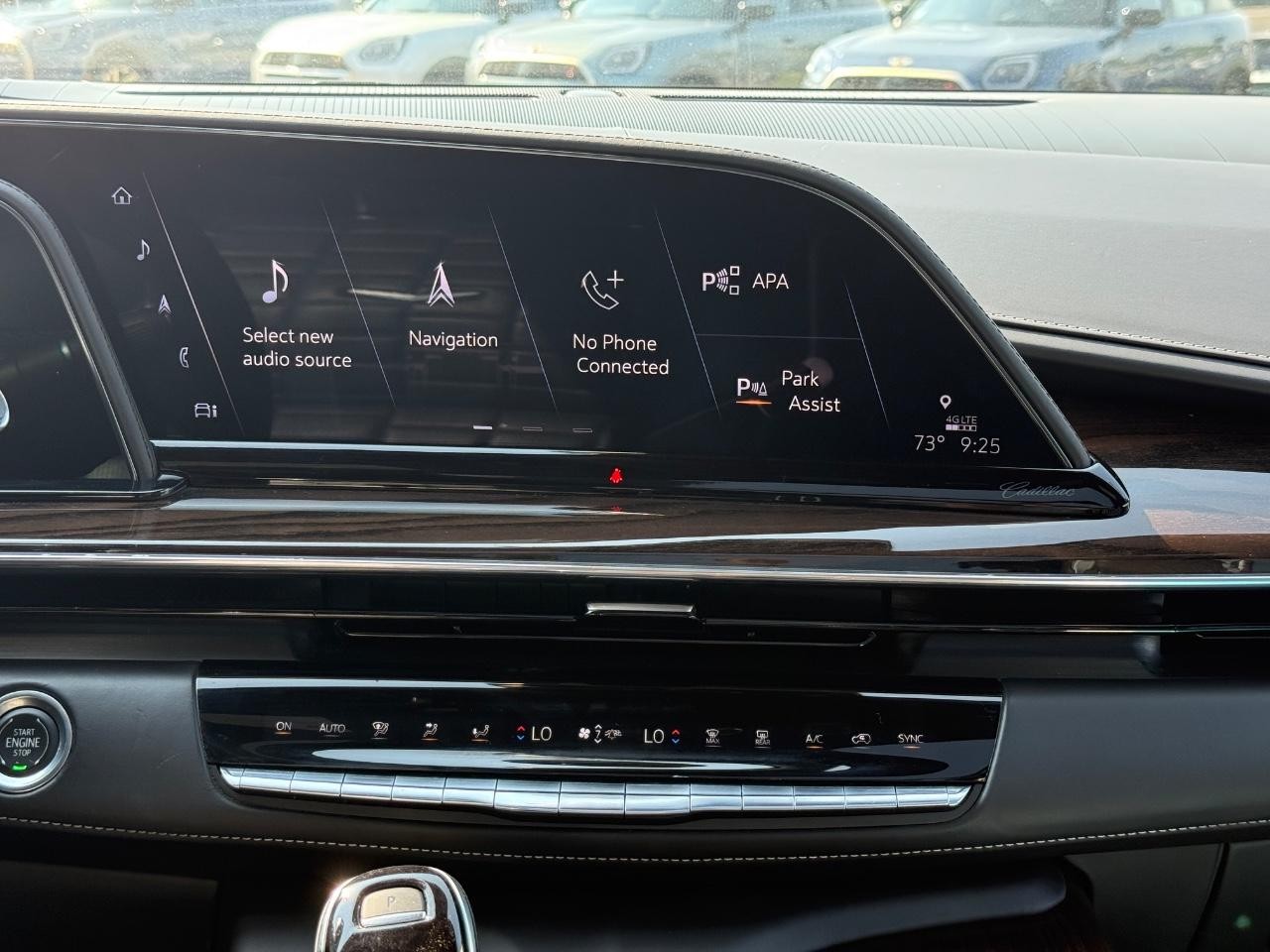 Cadillac Escalade Vehicle Image 14