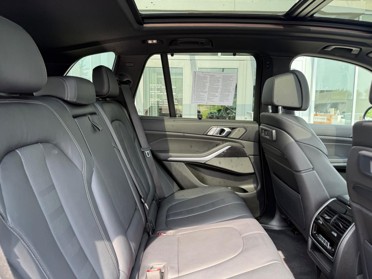 BMW X5 Vehicle Image 10