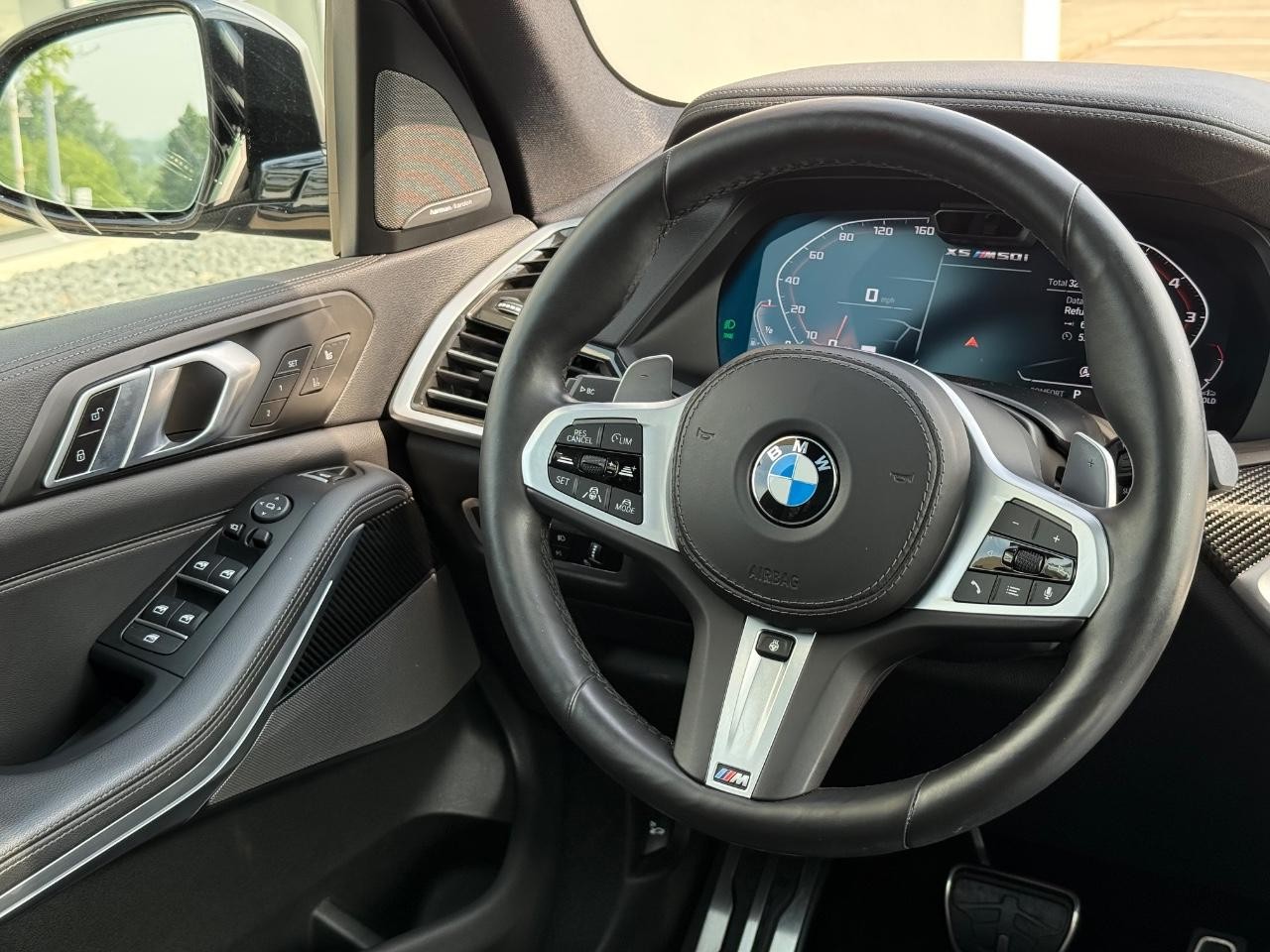 BMW X5 Vehicle Image 14