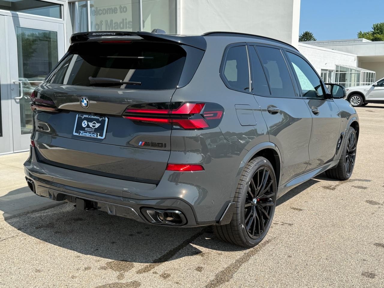 BMW X5 Vehicle Image 03