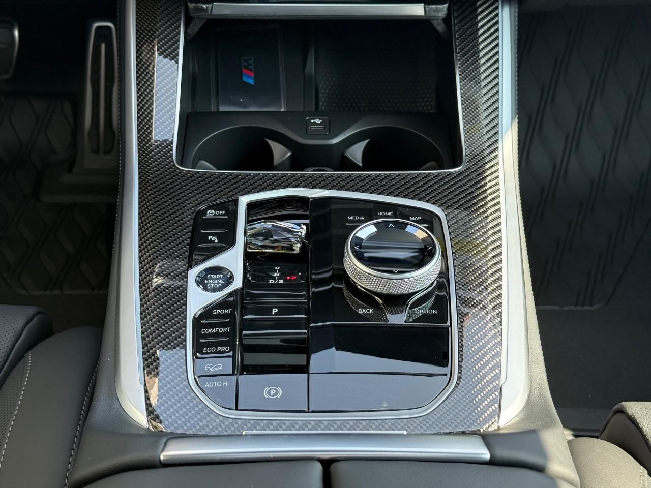 BMW X5 Vehicle Image 08