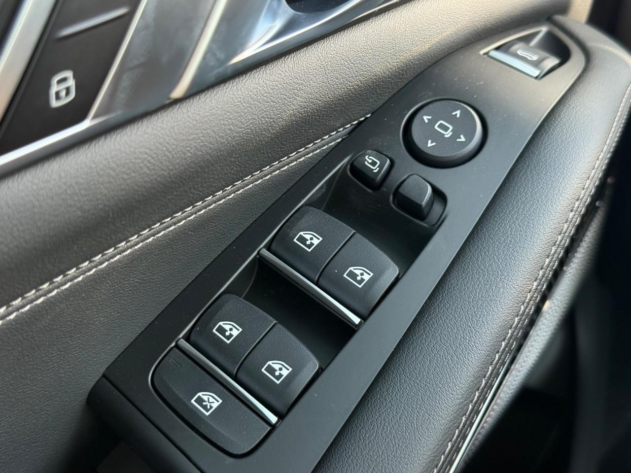 BMW X5 Vehicle Image 16
