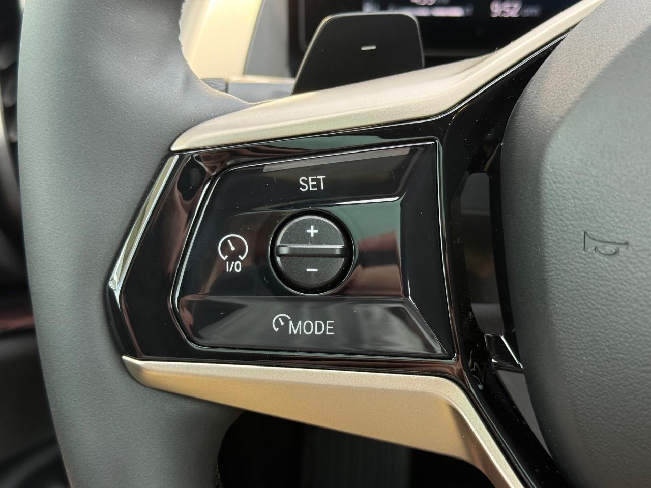 BMW X3 Vehicle Image 12