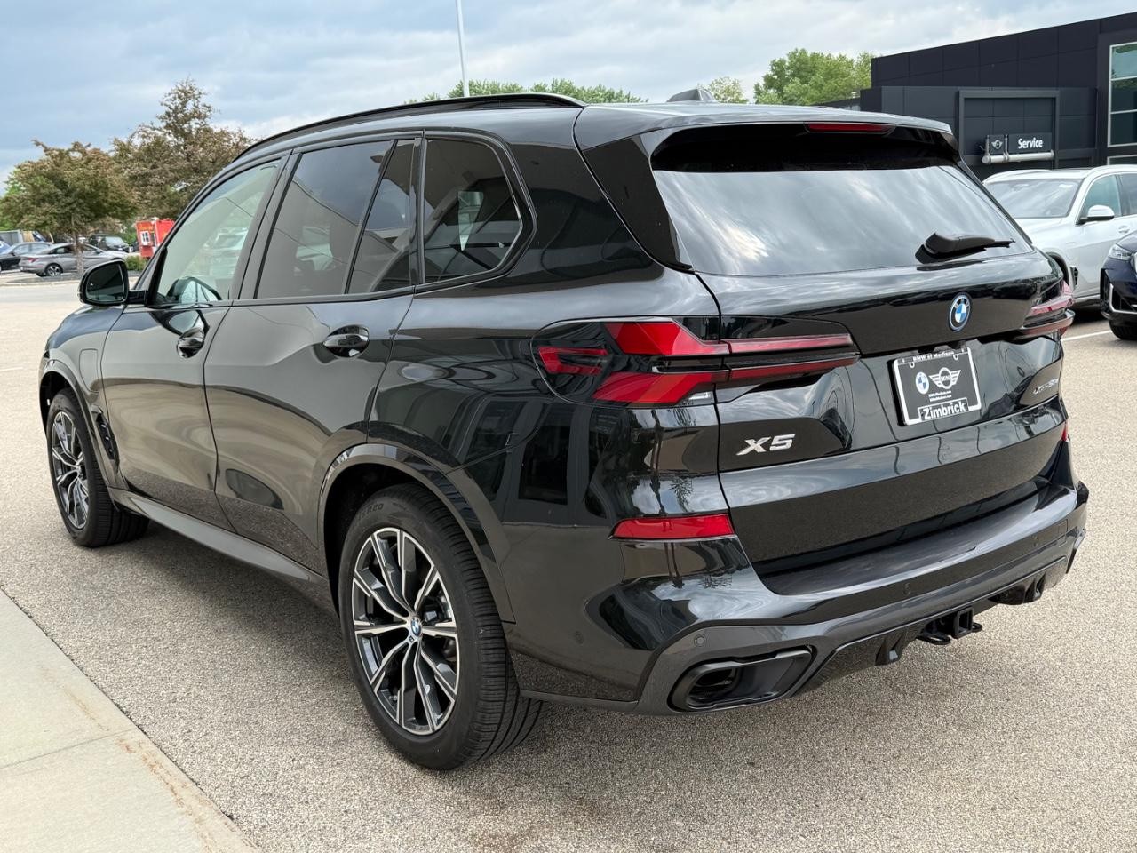 BMW X5 Vehicle Image 06