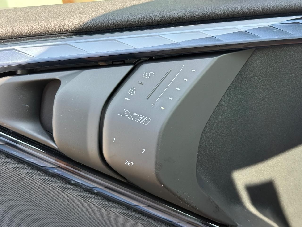 BMW X3 Vehicle Image 11