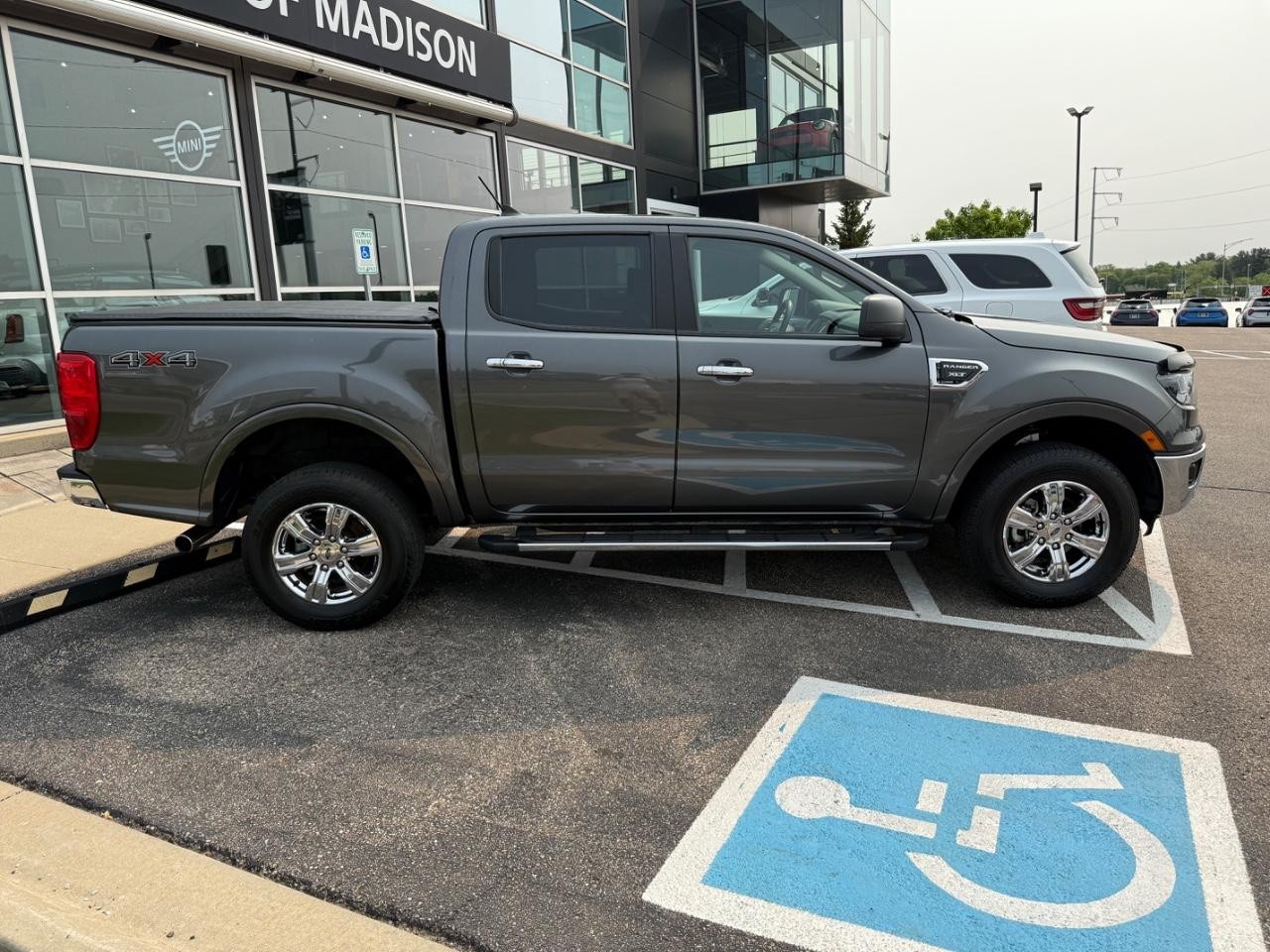 Ford Ranger Vehicle Image 02