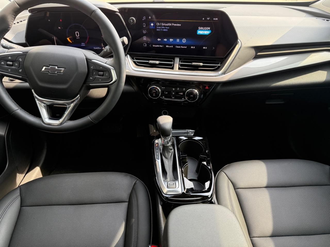 Chevrolet Trax Vehicle Image 11