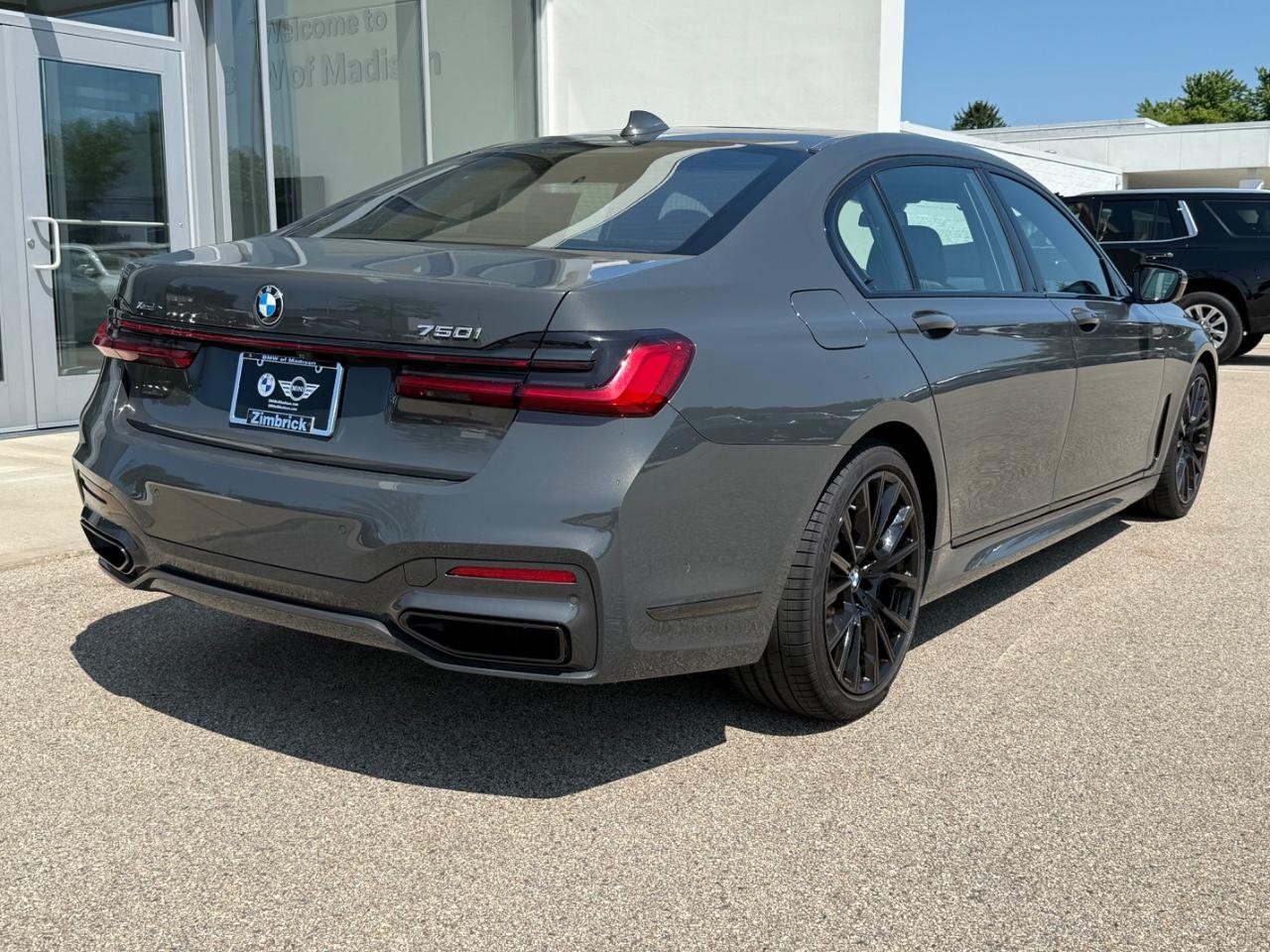 BMW 7 Series Vehicle Image 03
