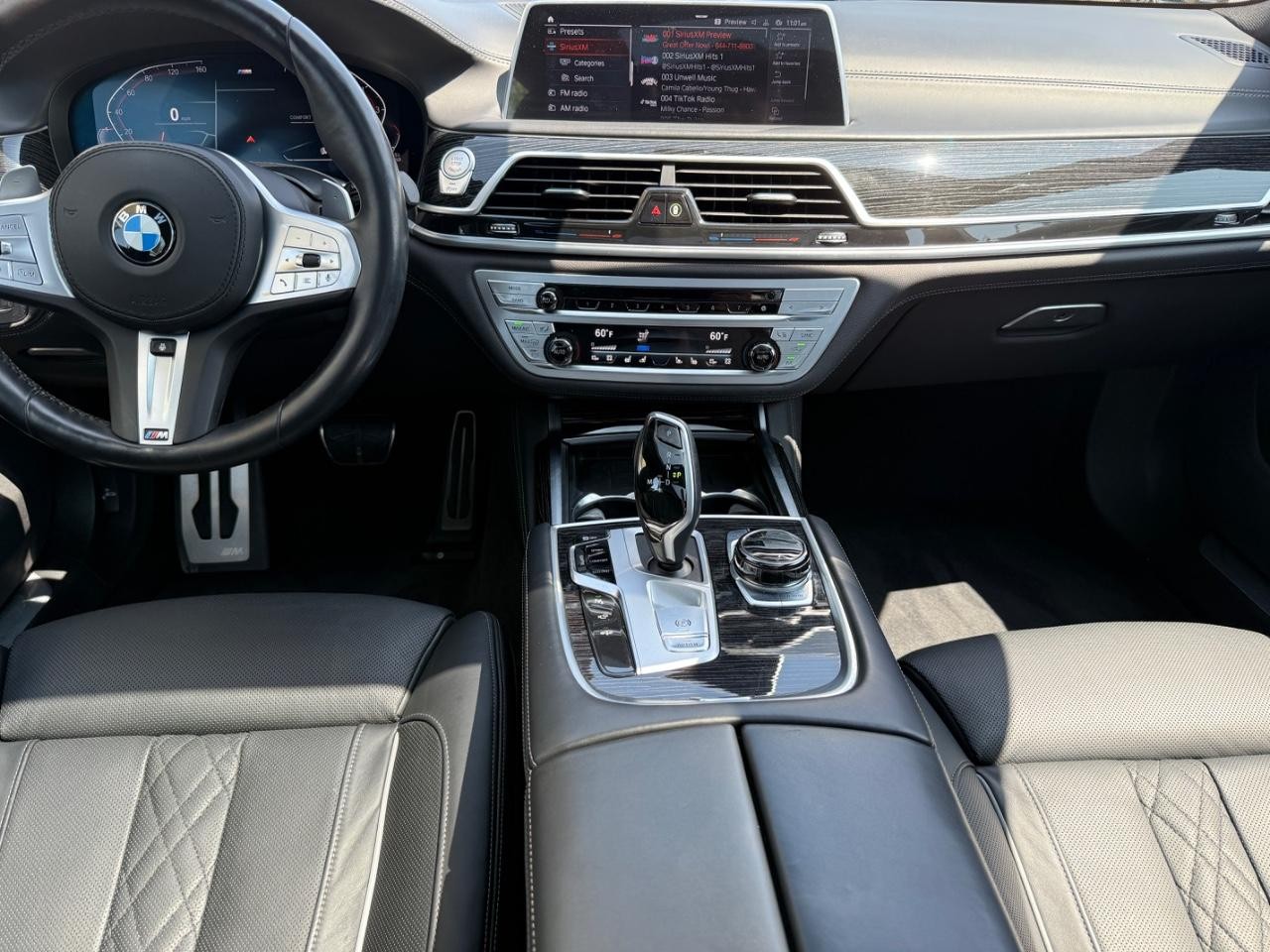 BMW 7 Series Vehicle Image 10