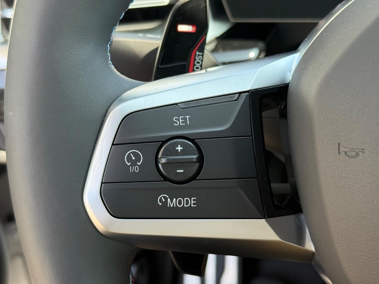 BMW X1 Vehicle Image 12