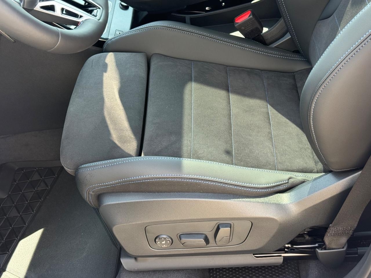 BMW X1 Vehicle Image 17