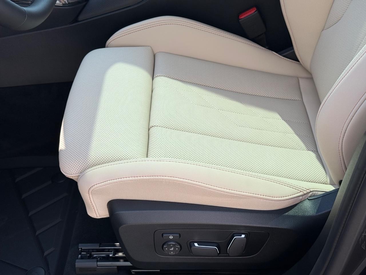 BMW X3 Vehicle Image 18