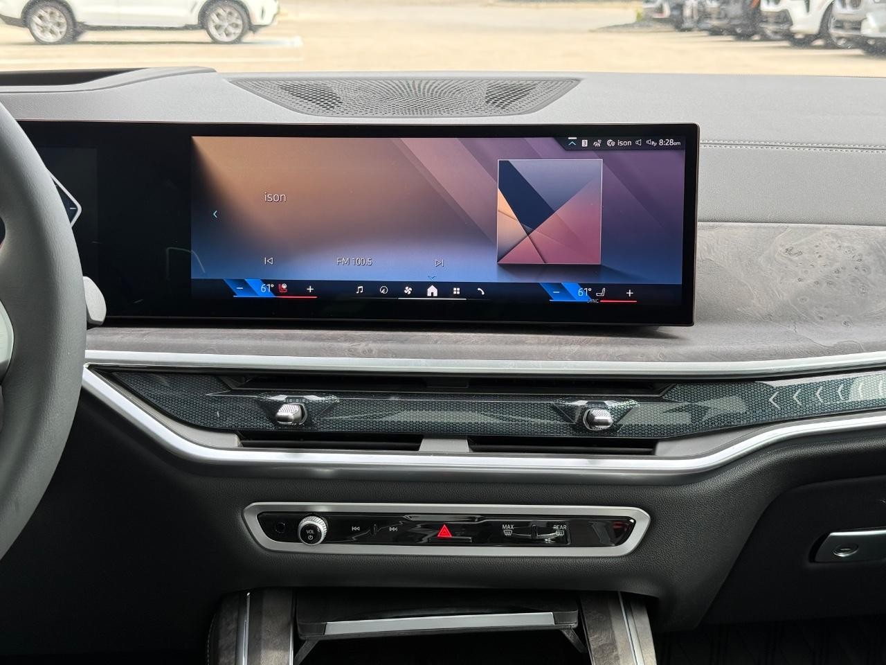 BMW X7 Vehicle Image 08