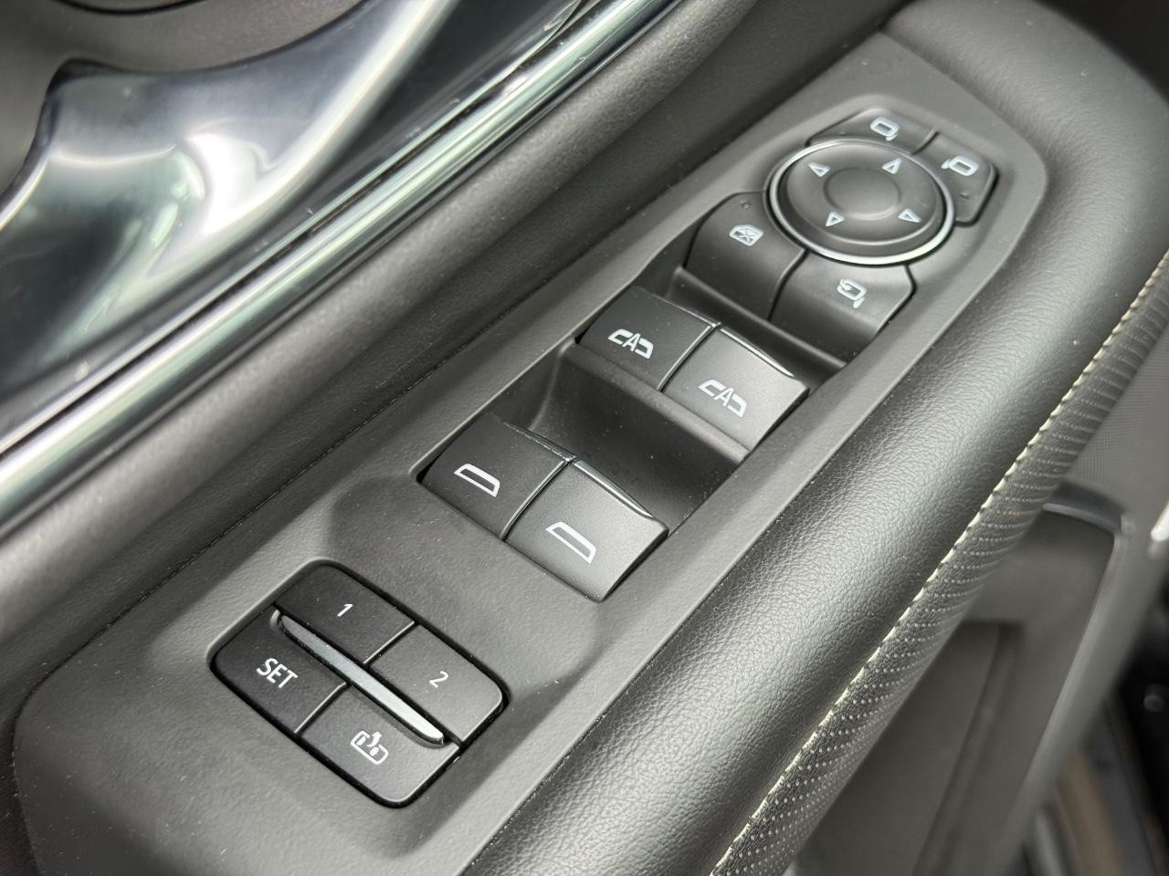 Chevrolet Tahoe Vehicle Image 22