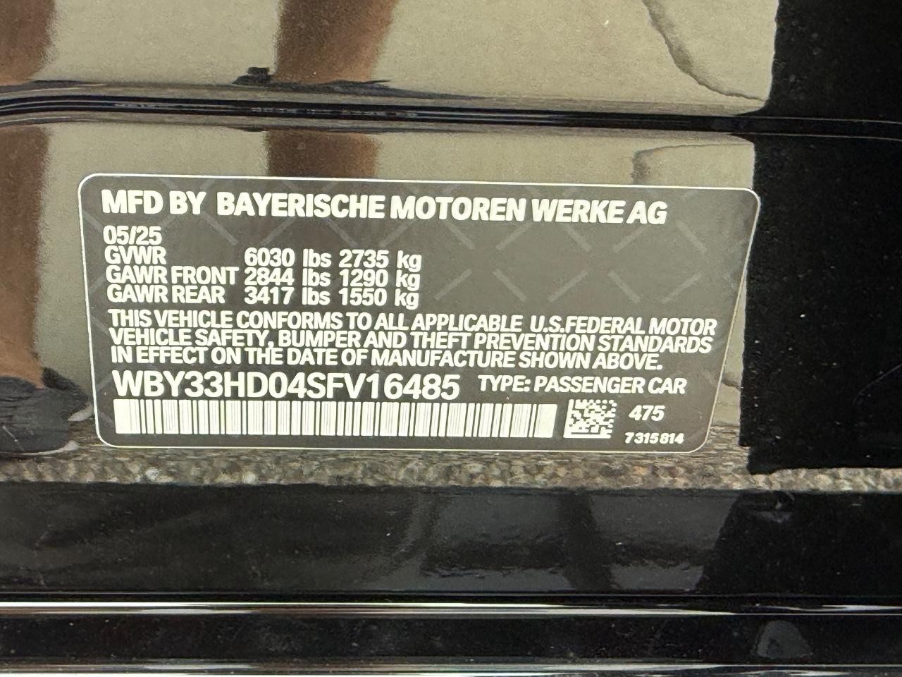 BMW i4 Vehicle Image 18