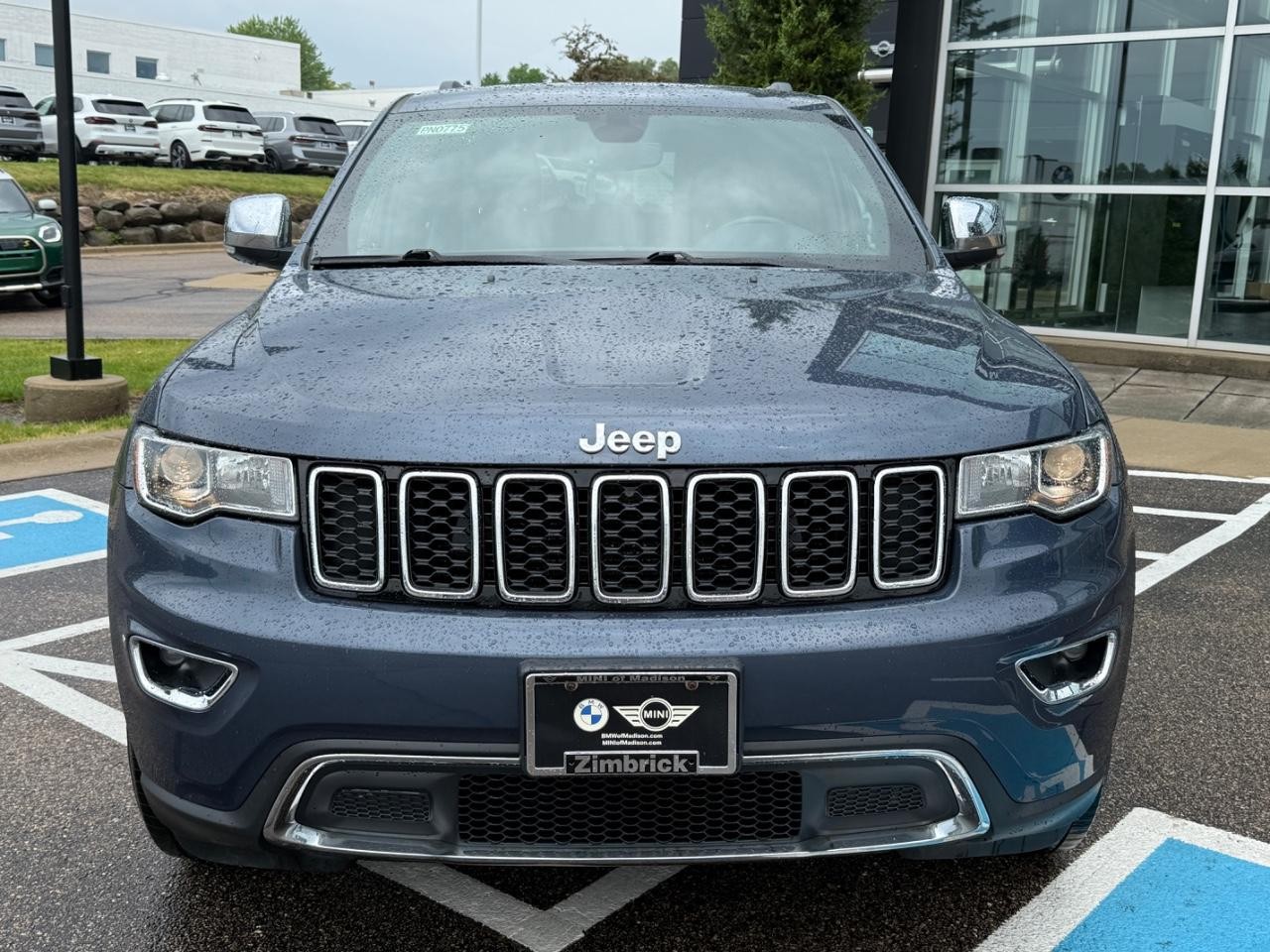 Jeep Grand Cherokee Vehicle Image 09