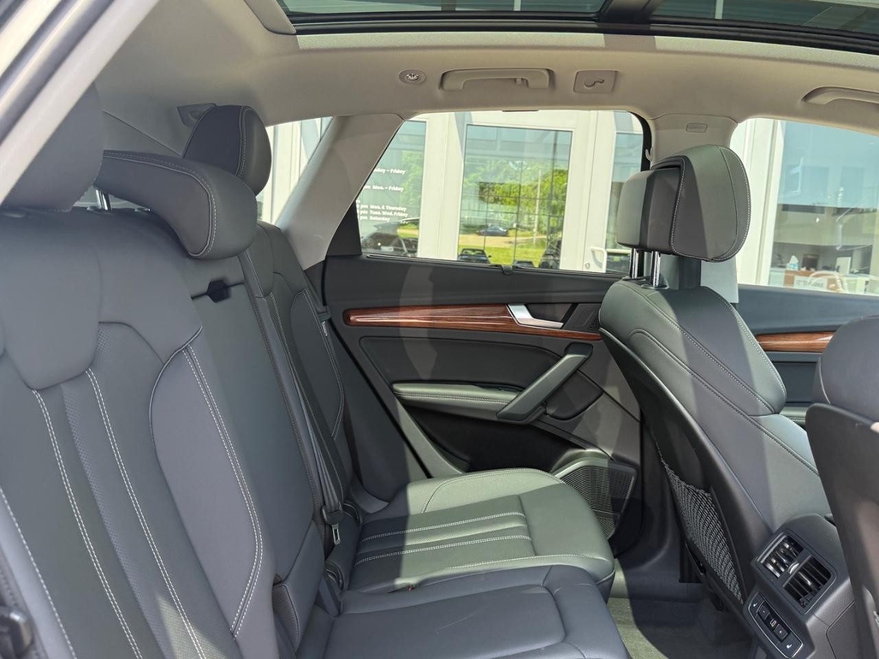 Audi Q5 Vehicle Image 05