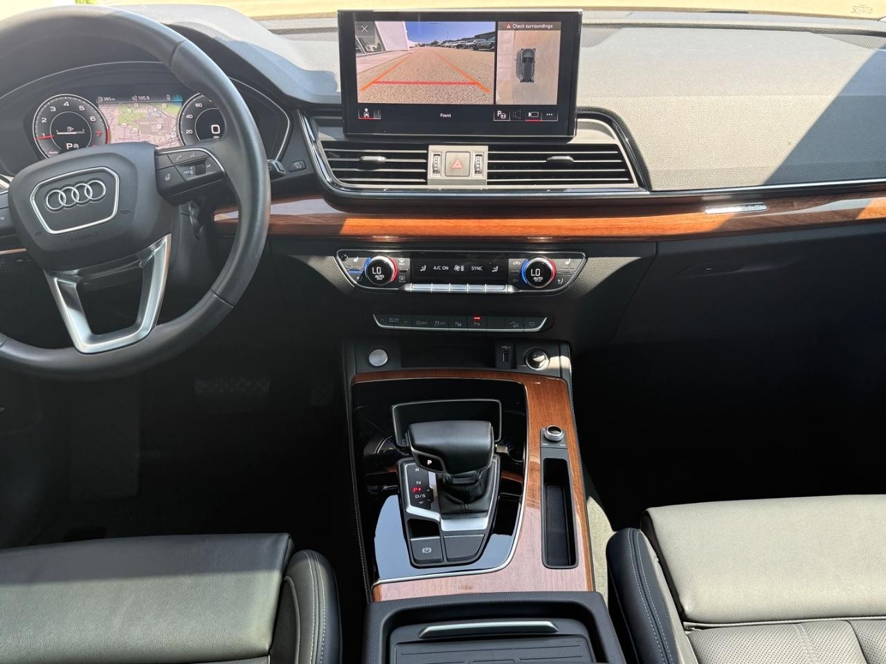 Audi Q5 Vehicle Image 11