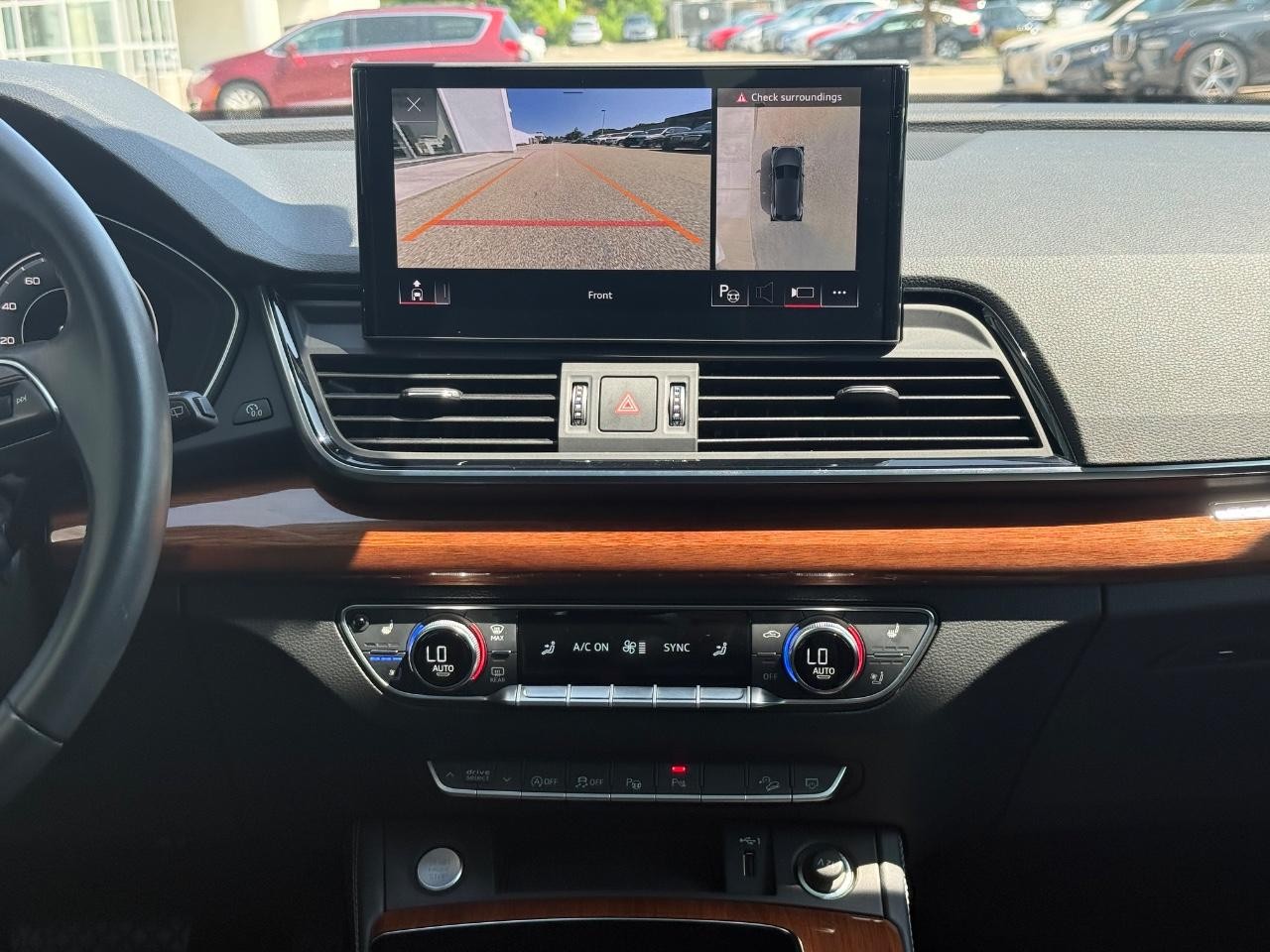 Audi Q5 Vehicle Image 12