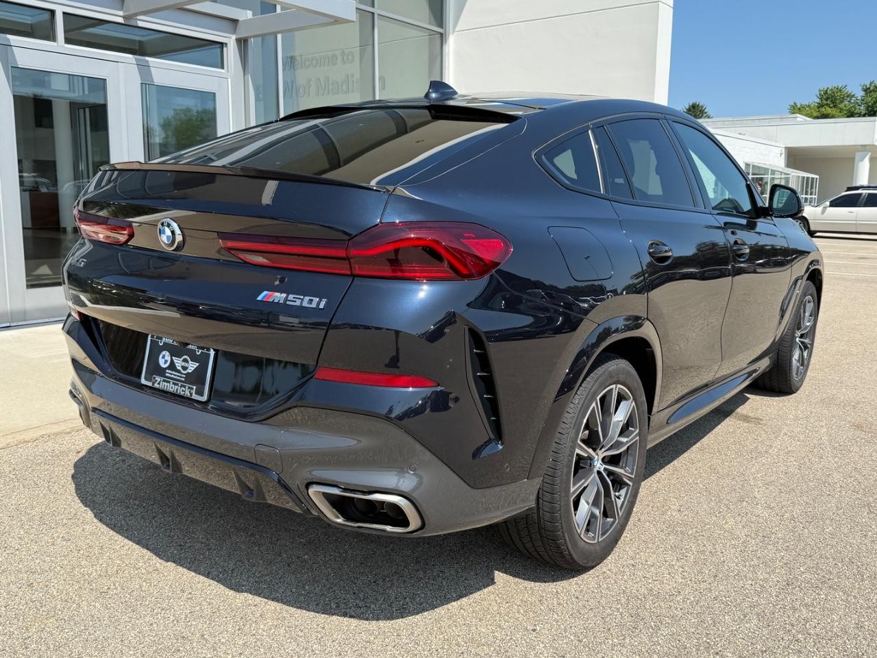 BMW X6 Vehicle Image 03