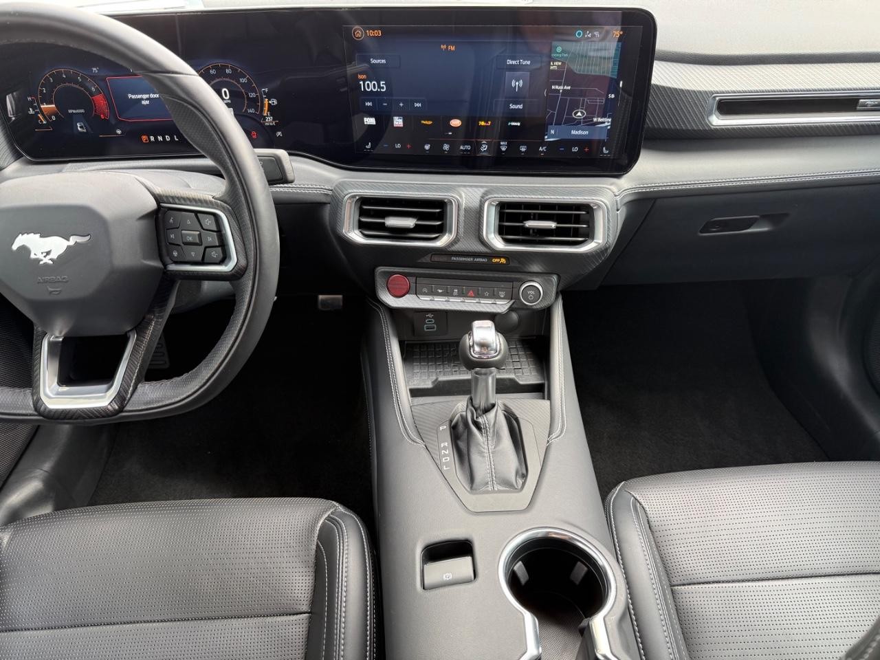 Ford Mustang Vehicle Image 11