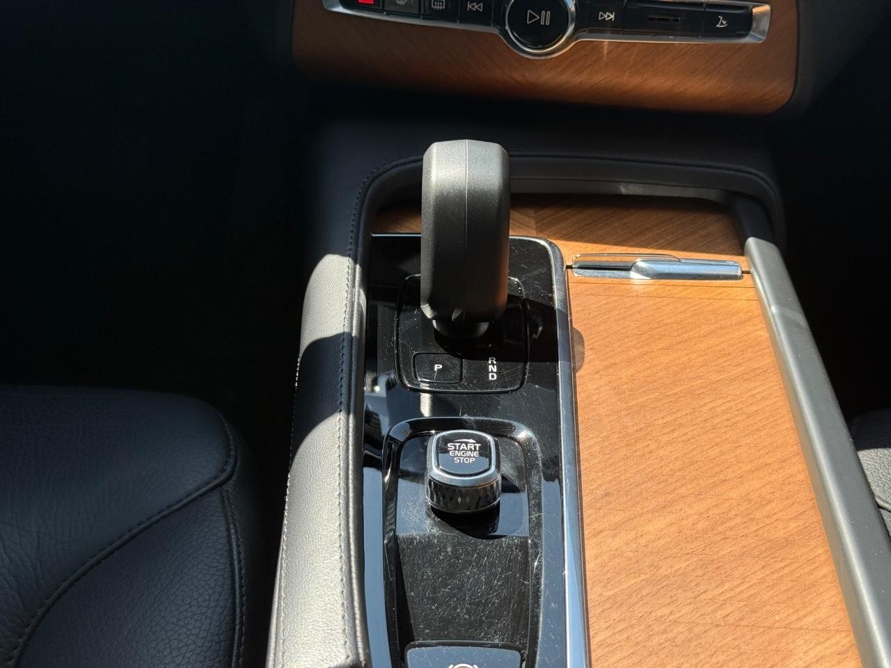 Volvo XC90 Vehicle Image 14