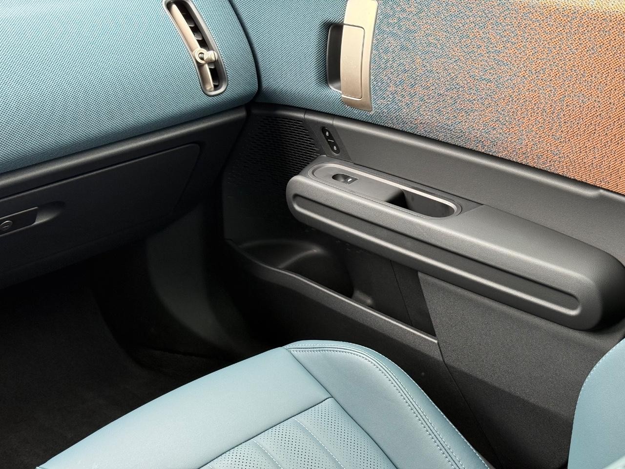 MINI Countryman Vehicle Image 14