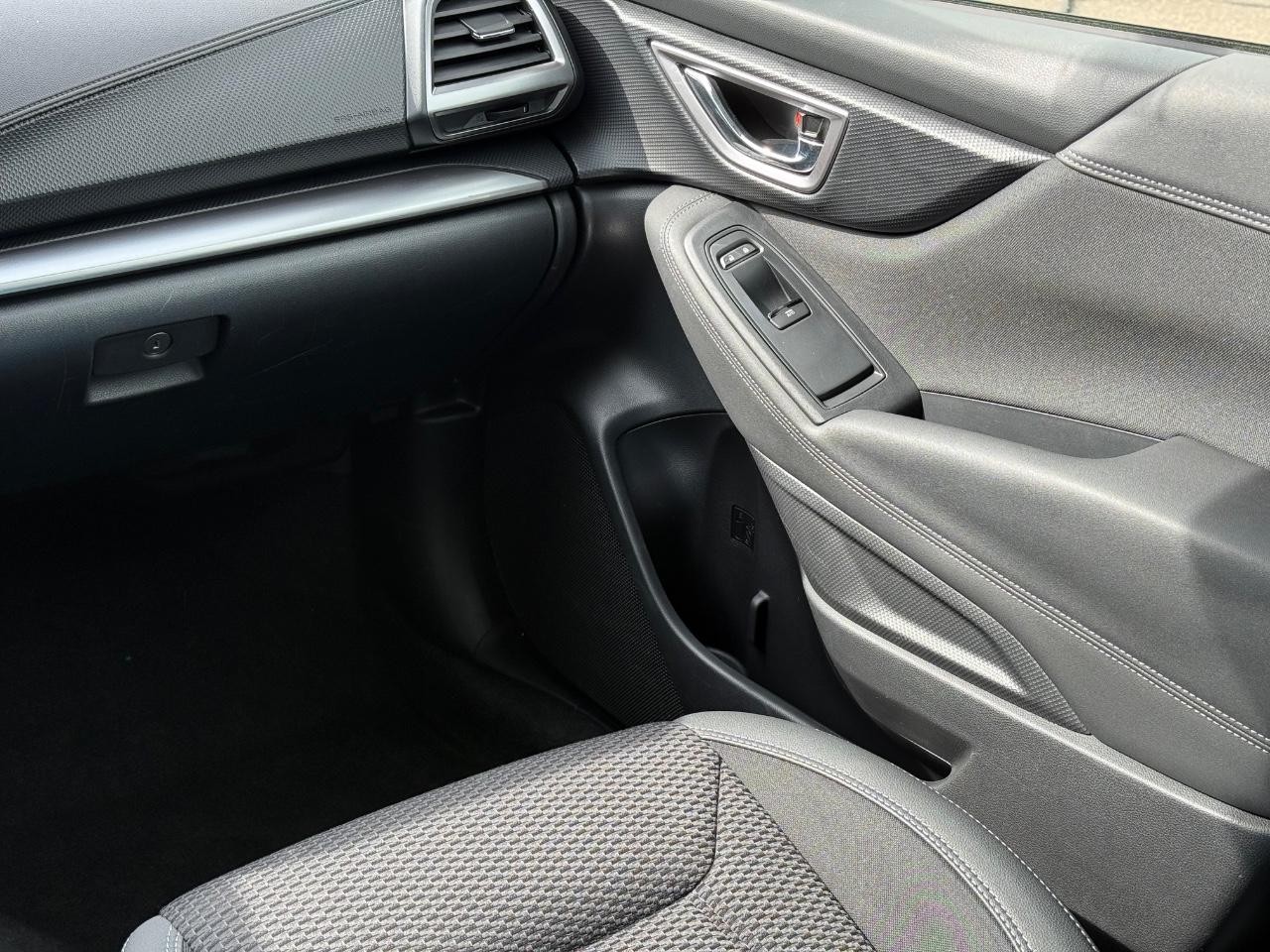 Subaru Forester Vehicle Image 15