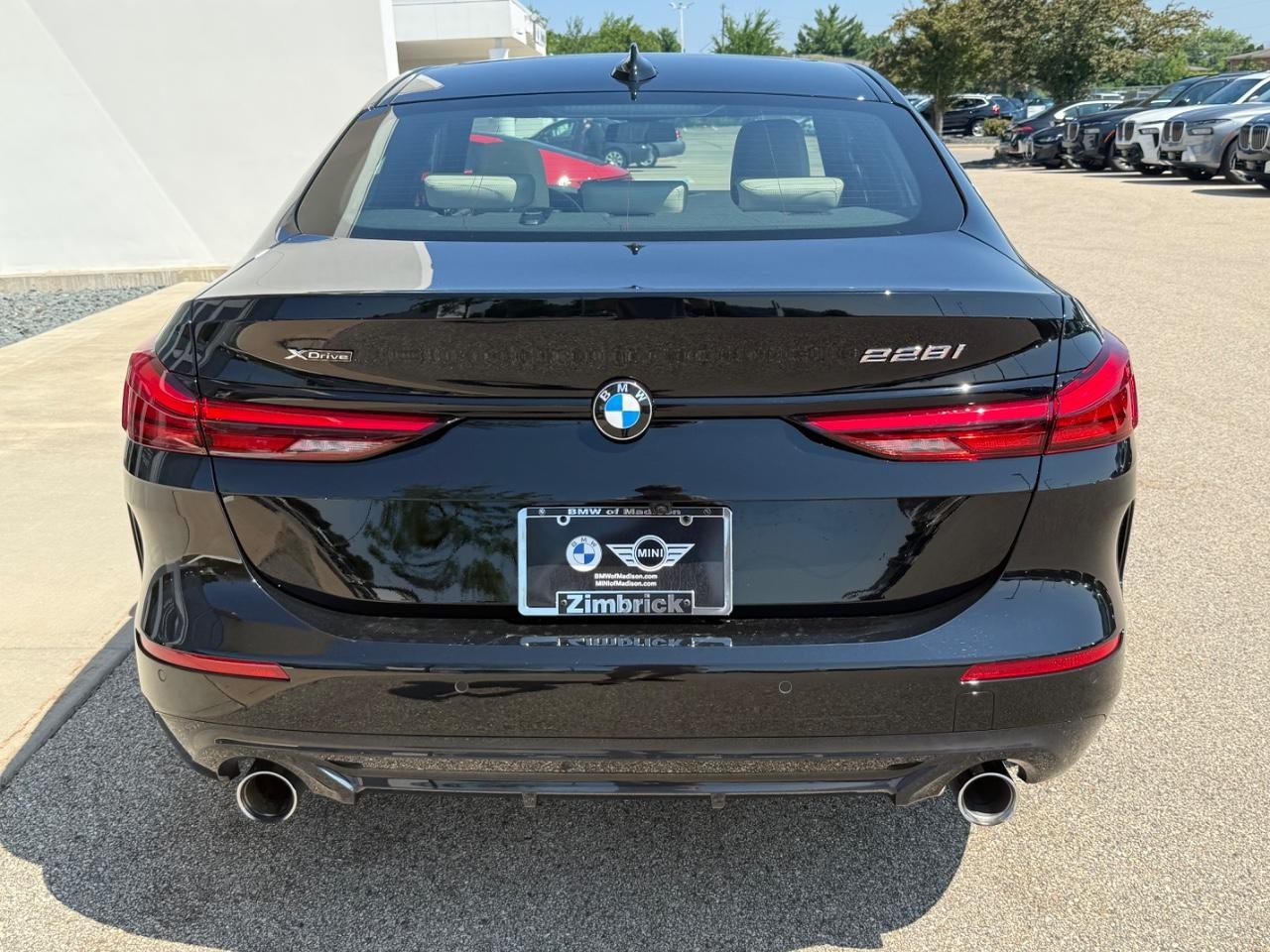 BMW 2 Series Vehicle Image 04