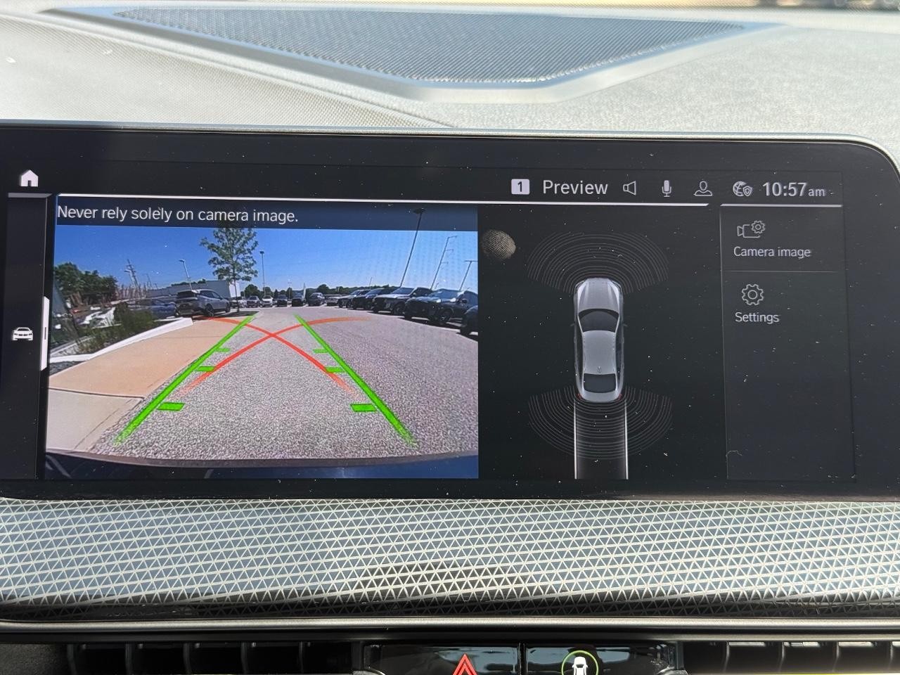 BMW 2 Series Vehicle Image 18