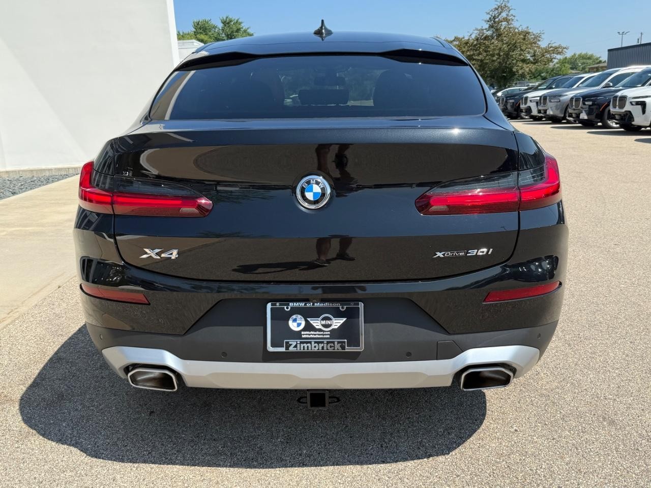 BMW X4 Vehicle Image 04