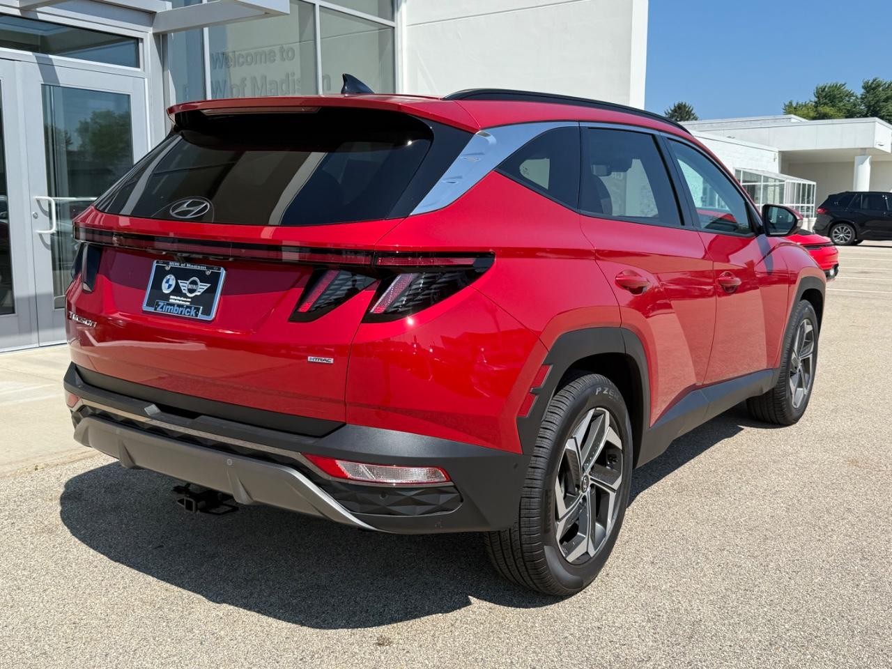Hyundai Tucson Vehicle Image 03