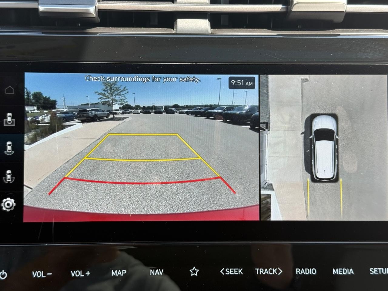 Hyundai Tucson Vehicle Image 19