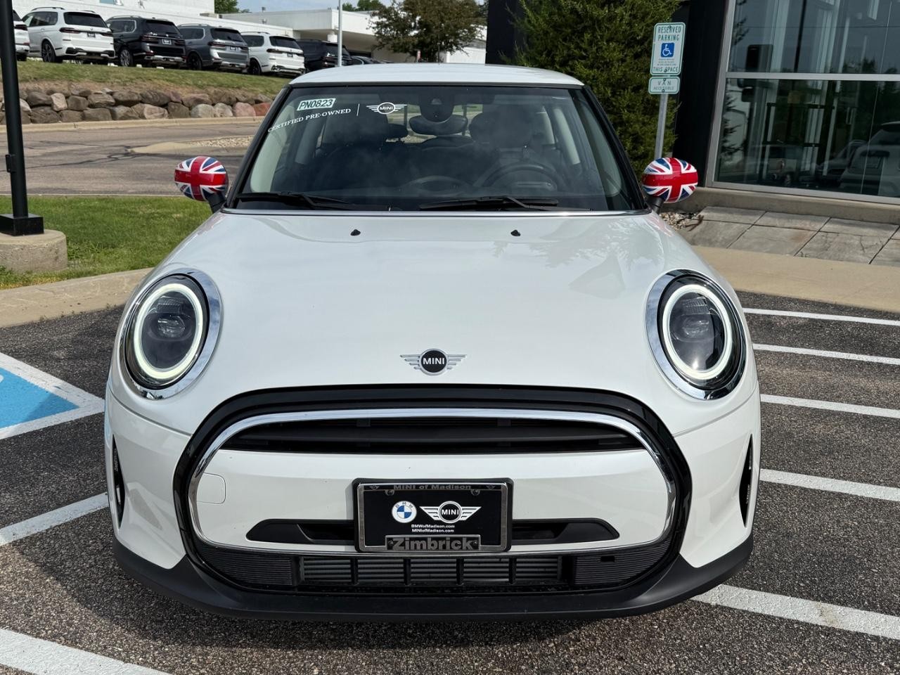 MINI Hardtop 2 Door Vehicle Image 09