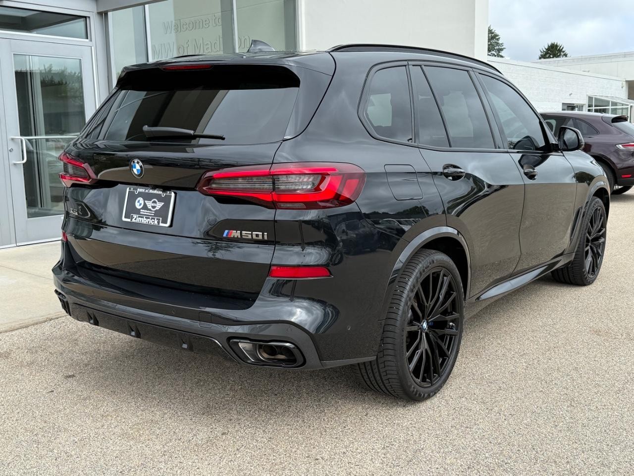 BMW X5 Vehicle Image 03