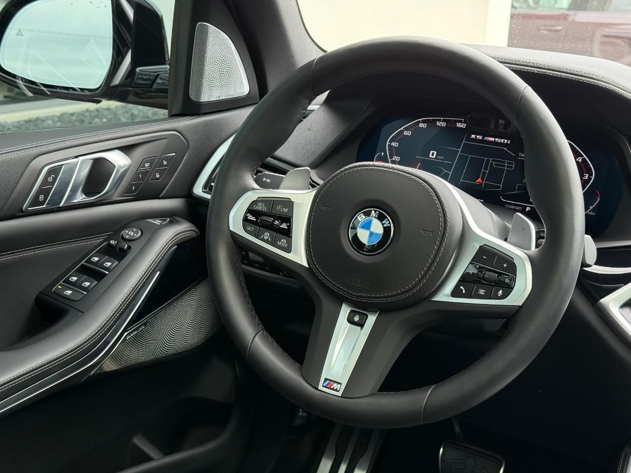 BMW X5 Vehicle Image 14