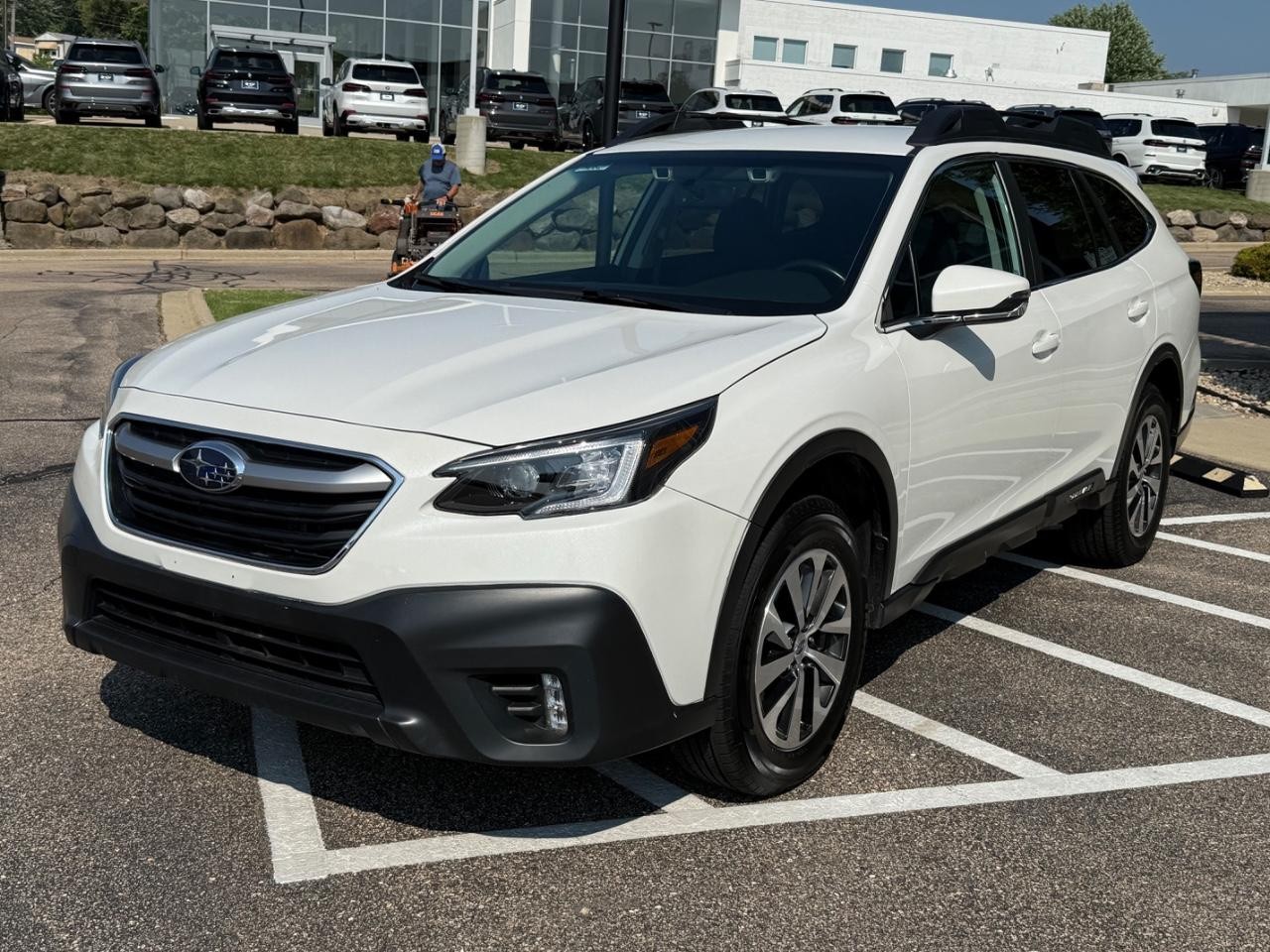 Subaru Outback Vehicle Image 08